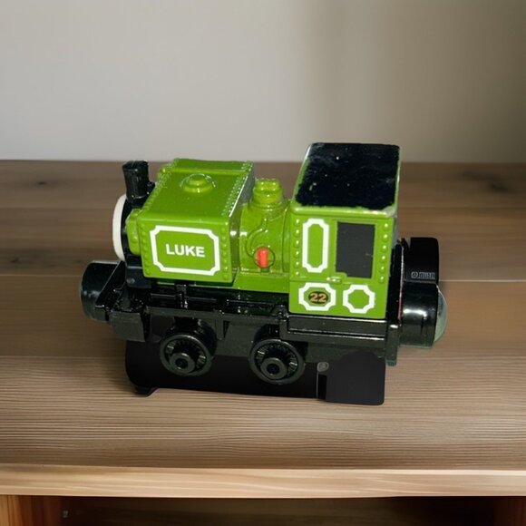 Thomas Take N Play Along Green Luke Train Toy Diecast Magnetic - Picture 1 of 4